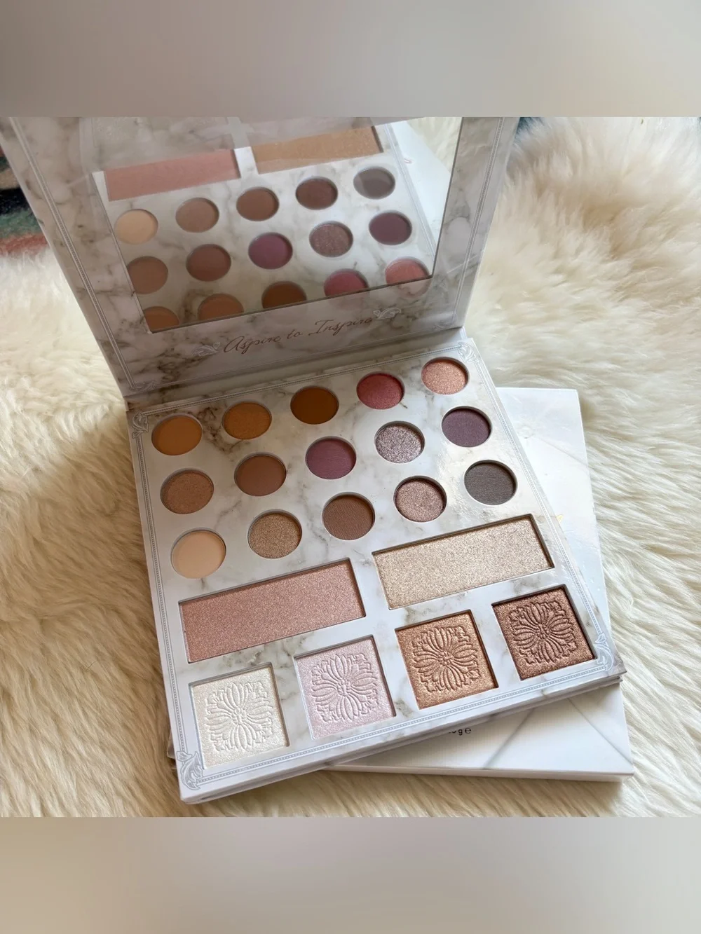 NEW BH Cosmetics x Carli Bybel Deluxe Edition 21 Shade Eyeshadow Palette